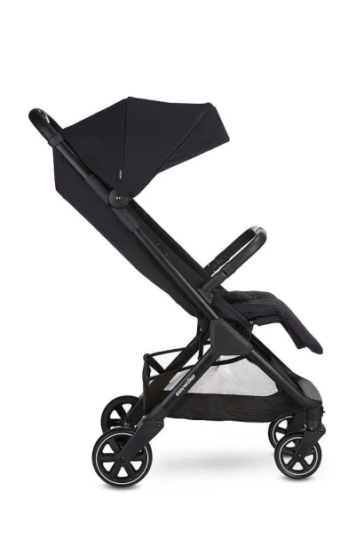 Easywalker-Jackey-Kompaktowy-samoskladajacy-sie-wozek-spacerowy-z-torba-transportowa-Shadow-Black-7019_7.jpg