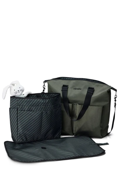 Easywalker-Torba-do-wozka-z-przewijakiem-i-organizerem-Emerald-Green-uniwersalna-7592_8.jpg