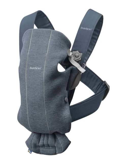 pol_pl_BABYBJORN-MINI-3D-Jersey-nosidelko-Niebieski-6370_1.jpg