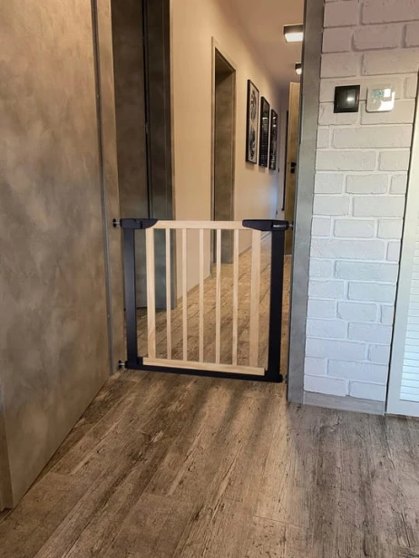 Bramka-zabezpieczająca-barierka -Maxi-gate-Loft-6