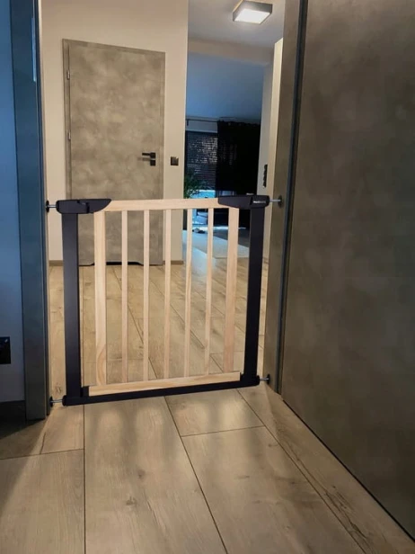 Bramka-zabezpieczająca-barierka -Maxi-gate-Loft-7