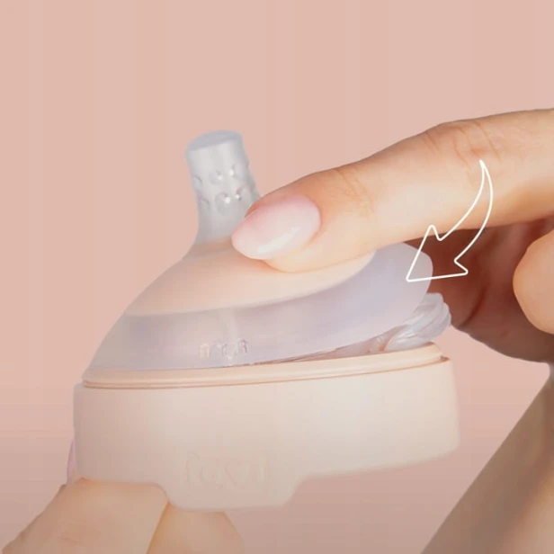 Butelka-do-karmienia-LOVI-Mammafeel-150ml-ze-smoczkiem-dynamicznym-0m-150-ml1.jpg