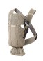 pol_pl_BABYBJORN-MINI-3D-Mesh-nosidelko-Szary-Bez-10023_26 (1).jpg