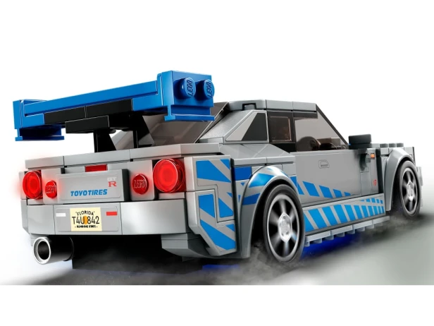 LEGO-76917-Speed-Champions-Nissan-Skyline-GT-R-R34-z-filmu-„Za-szybcy,-za-wsciekli (4).jpg