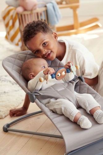 pol_pl_BABYBJORN-lezaczek-BLISS-Woven-Piaskowoszary-Zabawka-Googly-Eyes-33018_12.jpg