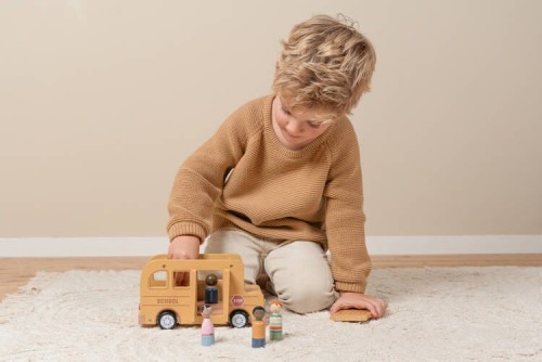 Little Dutch Szkolny autobus FSCMieszkoBaby1.jpg