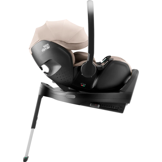 05_BABY-SAFE_PRO_Teak_05_VARIO_BASE_5Z_Recline_2025_72dpi_2000x2000px.png