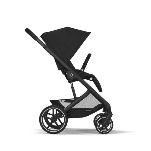cybex moon black.jpeg