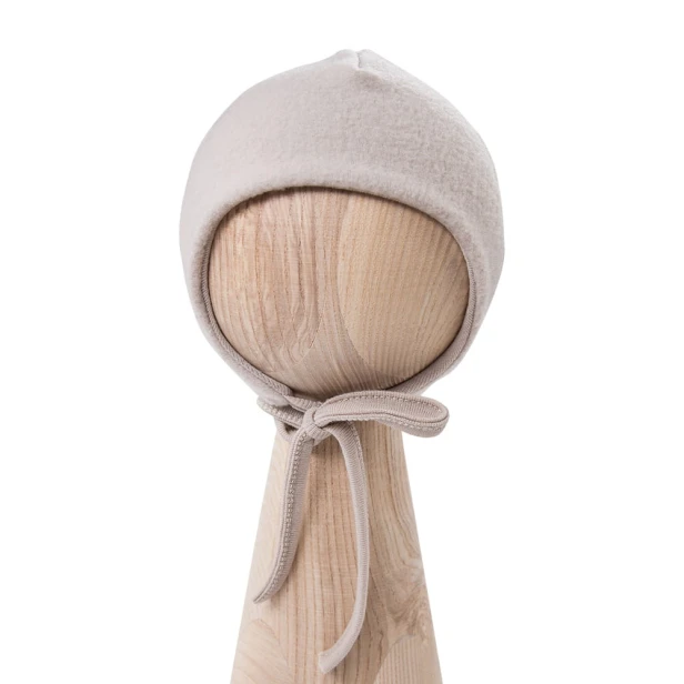 Czapka-niemowleca-merino-bezowa-wiazana.jpg