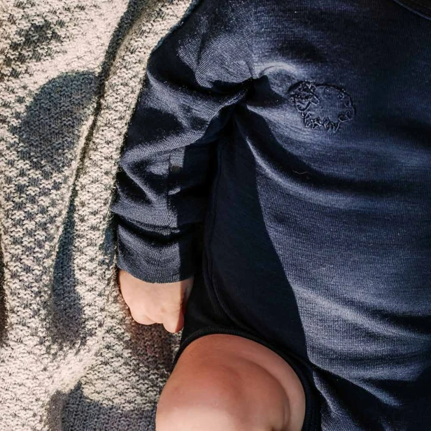 BODY-ROZP-MERINO-GRANAT-SESJA4.jpg
