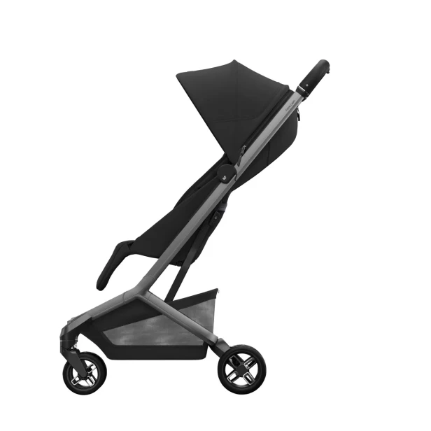 Maxi-Cosi-lekki-wozek-spacerowy-Fame-Cabin-Onyx-Black.webp