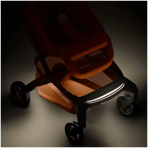 Maxi-Cosi-wozek-spacerowy-z-podswietleniem-Fame-Cabin-Copper-Terra.webp